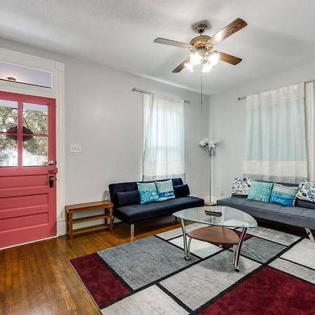 Cozy Sea Breeze Bungalow - 2 Mins To The Beach Galveston Extérieur photo