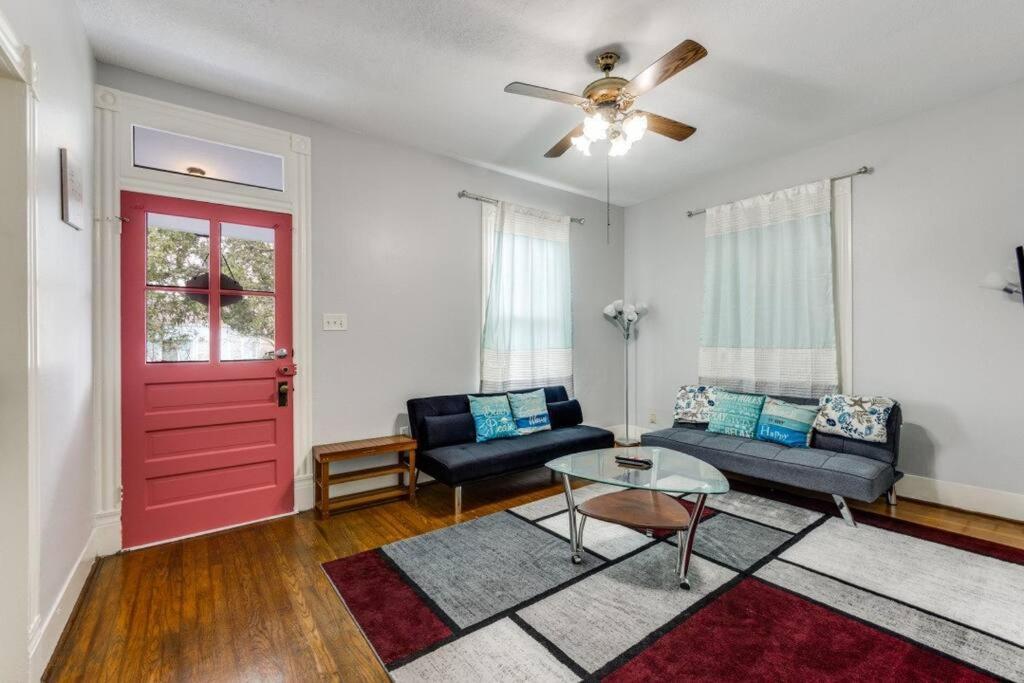 Cozy Sea Breeze Bungalow - 2 Mins To The Beach Galveston Extérieur photo